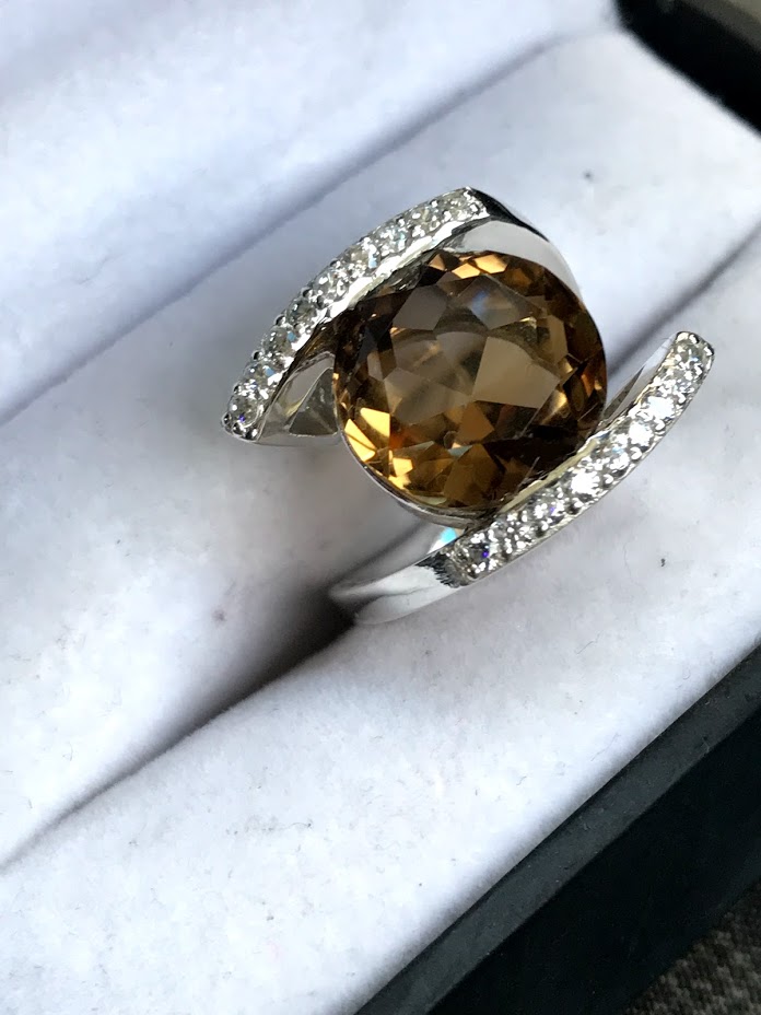 12mm-smokey-topaz-in-silver-split-ring