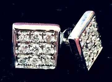 2carats Diamond gold earrings