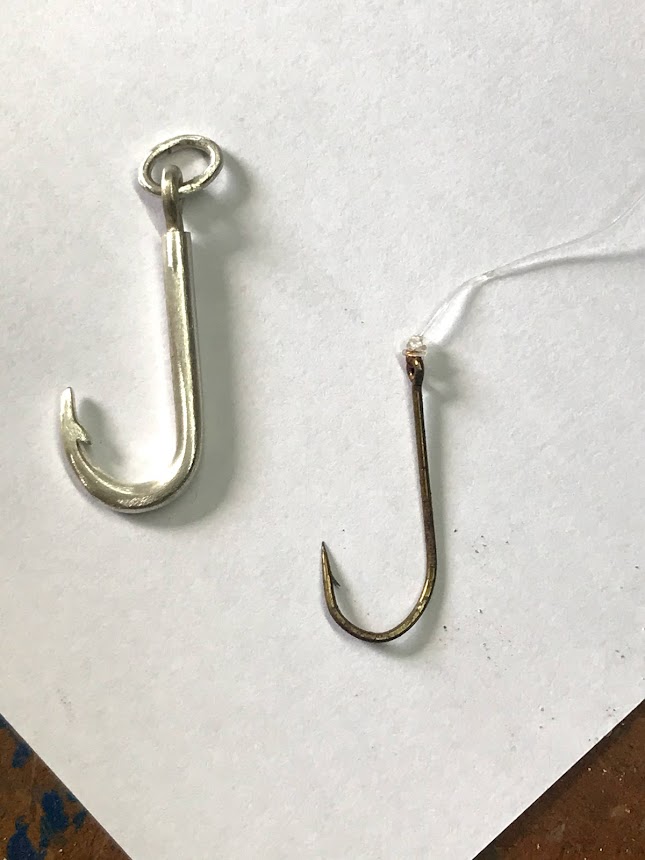 silver-hook-to-hold-a-loved-ones-ashes